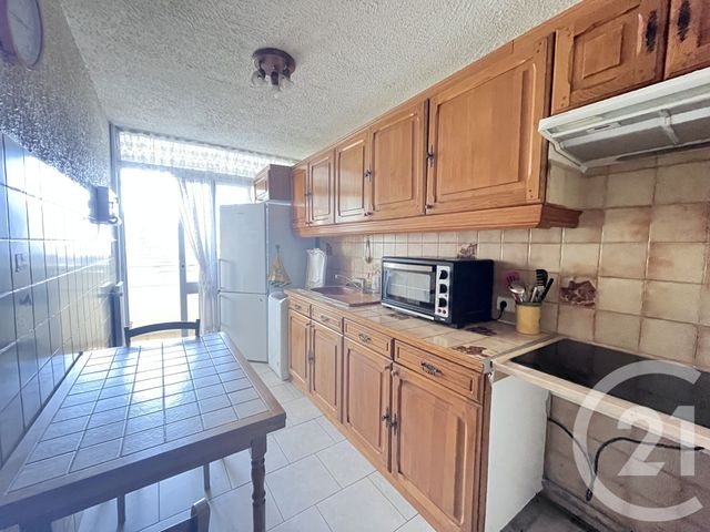 Appartement T3 à louer - 3 pièces - 57.71 m2 - MARSEILLE - 13015 - PROVENCE-ALPES-COTE-D-AZUR - Century 21 Jnr Immo