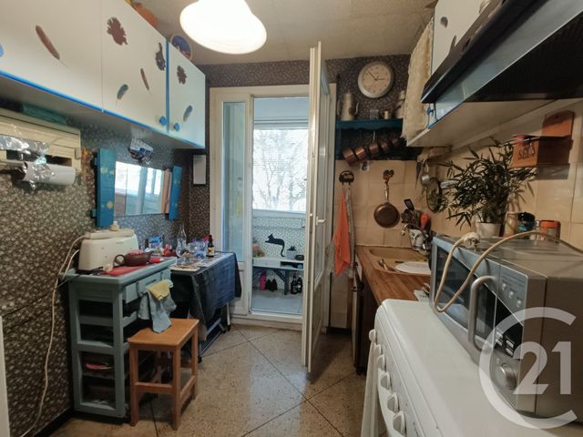 Appartement F4 à vendre - 4 pièces - 63.0 m2 - MARSEILLE - 13015 - PROVENCE-ALPES-COTE-D-AZUR - Century 21 Jnr Immo