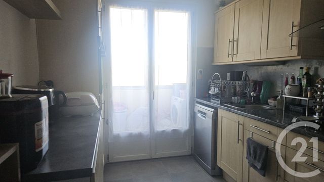 Appartement T4 à vendre - 4 pièces - 68.0 m2 - MARSEILLE - 13015 - PROVENCE-ALPES-COTE-D-AZUR - Century 21 Jnr Immo