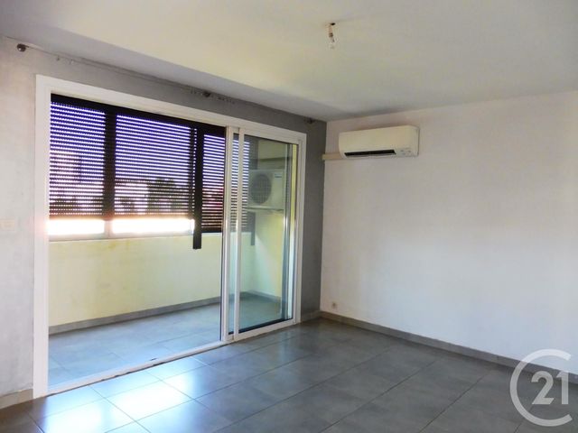 Appartement T4 à vendre - 4 pièces - 68.0 m2 - MARSEILLE - 13015 - PROVENCE-ALPES-COTE-D-AZUR - Century 21 Jnr Immo