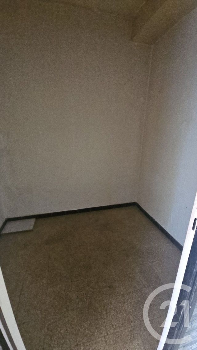 Appartement F1 à vendre - 1 pièce - 31.36 m2 - MARSEILLE - 13015 - PROVENCE-ALPES-COTE-D-AZUR - Century 21 Jnr Immo