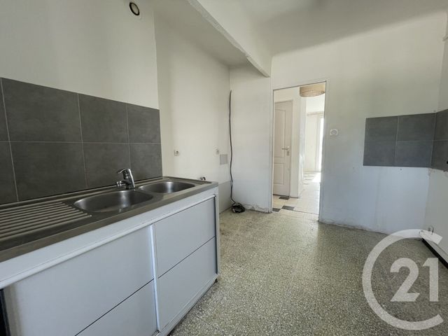 Appartement T4 à vendre - 4 pièces - 73.25 m2 - MARSEILLE - 13015 - PROVENCE-ALPES-COTE-D-AZUR - Century 21 Jnr Immo