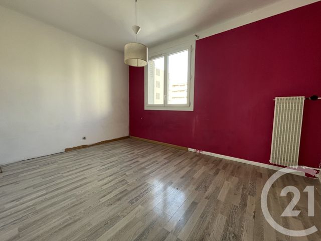 Appartement T4 à vendre - 4 pièces - 73.25 m2 - MARSEILLE - 13015 - PROVENCE-ALPES-COTE-D-AZUR - Century 21 Jnr Immo