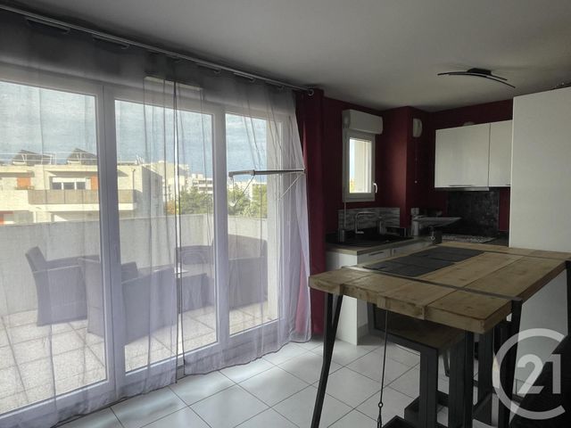 Appartement F2 à louer - 2 pièces - 42.1 m2 - VITROLLES - 13 - PROVENCE-ALPES-COTE-D-AZUR - Century 21 Jnr Immo
