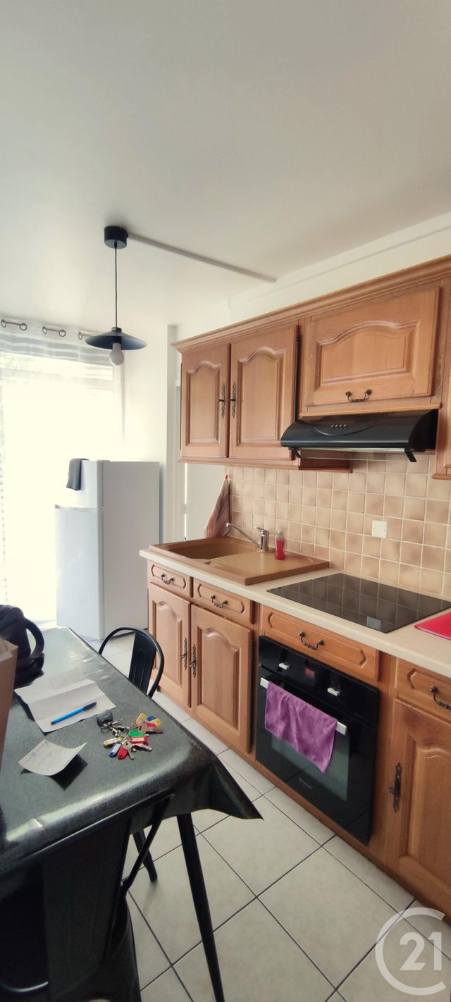 Appartement F2 à louer - 2 pièces - 39.47 m2 - MARSEILLE - 13015 - PROVENCE-ALPES-COTE-D-AZUR - Century 21 Jnr Immo