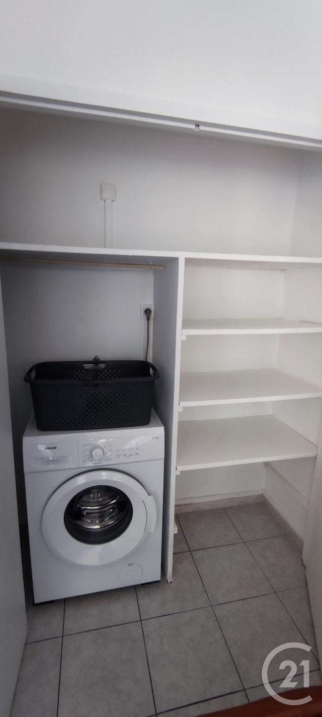 Appartement F2 à louer - 2 pièces - 39.47 m2 - MARSEILLE - 13015 - PROVENCE-ALPES-COTE-D-AZUR - Century 21 Jnr Immo
