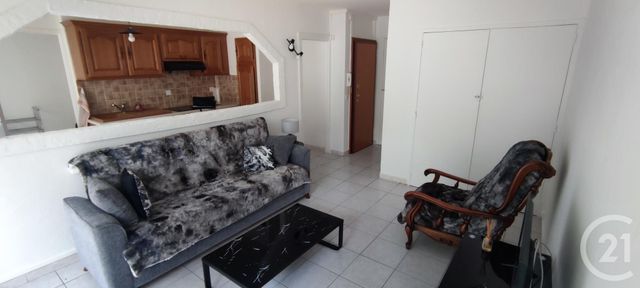 Appartement F2 à louer - 2 pièces - 39.47 m2 - MARSEILLE - 13015 - PROVENCE-ALPES-COTE-D-AZUR - Century 21 Jnr Immo