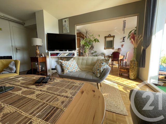 Appartement T4 à vendre - 3 pièces - 72.75 m2 - MARSEILLE - 13015 - PROVENCE-ALPES-COTE-D-AZUR - Century 21 Jnr Immo