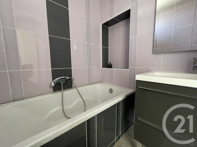 Appartement F4 à vendre - 4 pièces - 71.24 m2 - MARSEILLE - 13015 - PROVENCE-ALPES-COTE-D-AZUR - Century 21 Jnr Immo