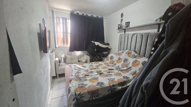Appartement T3 à vendre - 3 pièces - 56.4 m2 - MARSEILLE - 13015 - PROVENCE-ALPES-COTE-D-AZUR - Century 21 Jnr Immo