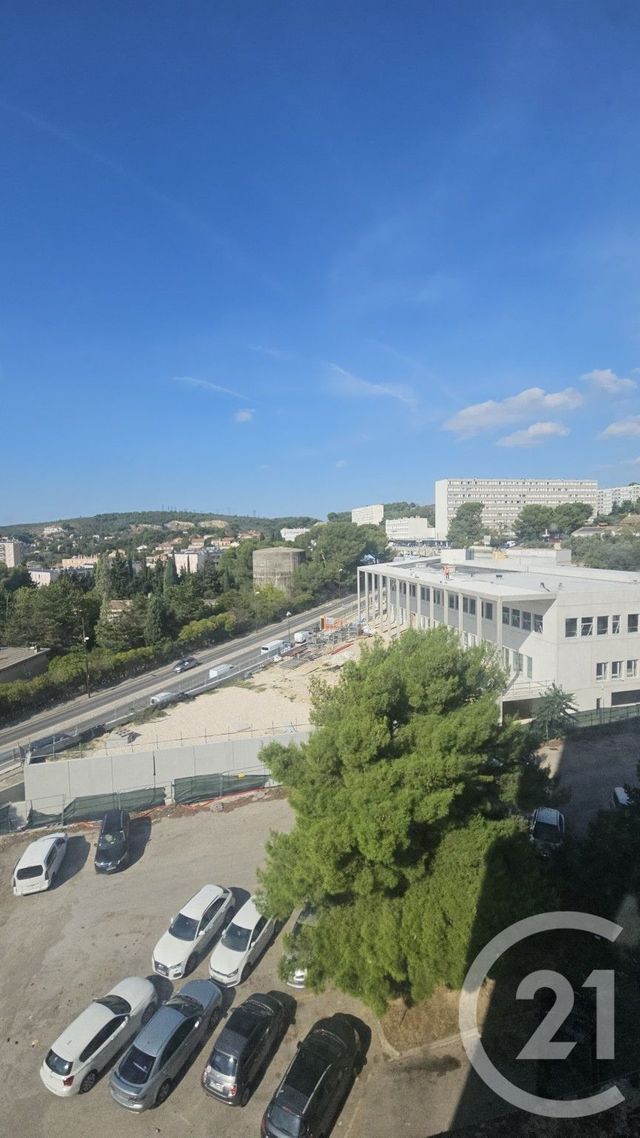 Appartement T3 à vendre - 3 pièces - 56.4 m2 - MARSEILLE - 13015 - PROVENCE-ALPES-COTE-D-AZUR - Century 21 Jnr Immo