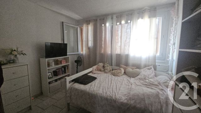 Appartement T3 à vendre - 3 pièces - 56.4 m2 - MARSEILLE - 13015 - PROVENCE-ALPES-COTE-D-AZUR - Century 21 Jnr Immo