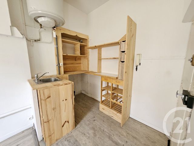 Appartement F2 à louer - 2 pièces - 31.62 m2 - MARSEILLE - 13015 - PROVENCE-ALPES-COTE-D-AZUR - Century 21 Jnr Immo