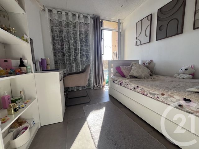 Appartement T4 à vendre - 4 pièces - 84.51 m2 - MARSEILLE - 13015 - PROVENCE-ALPES-COTE-D-AZUR - Century 21 Jnr Immo